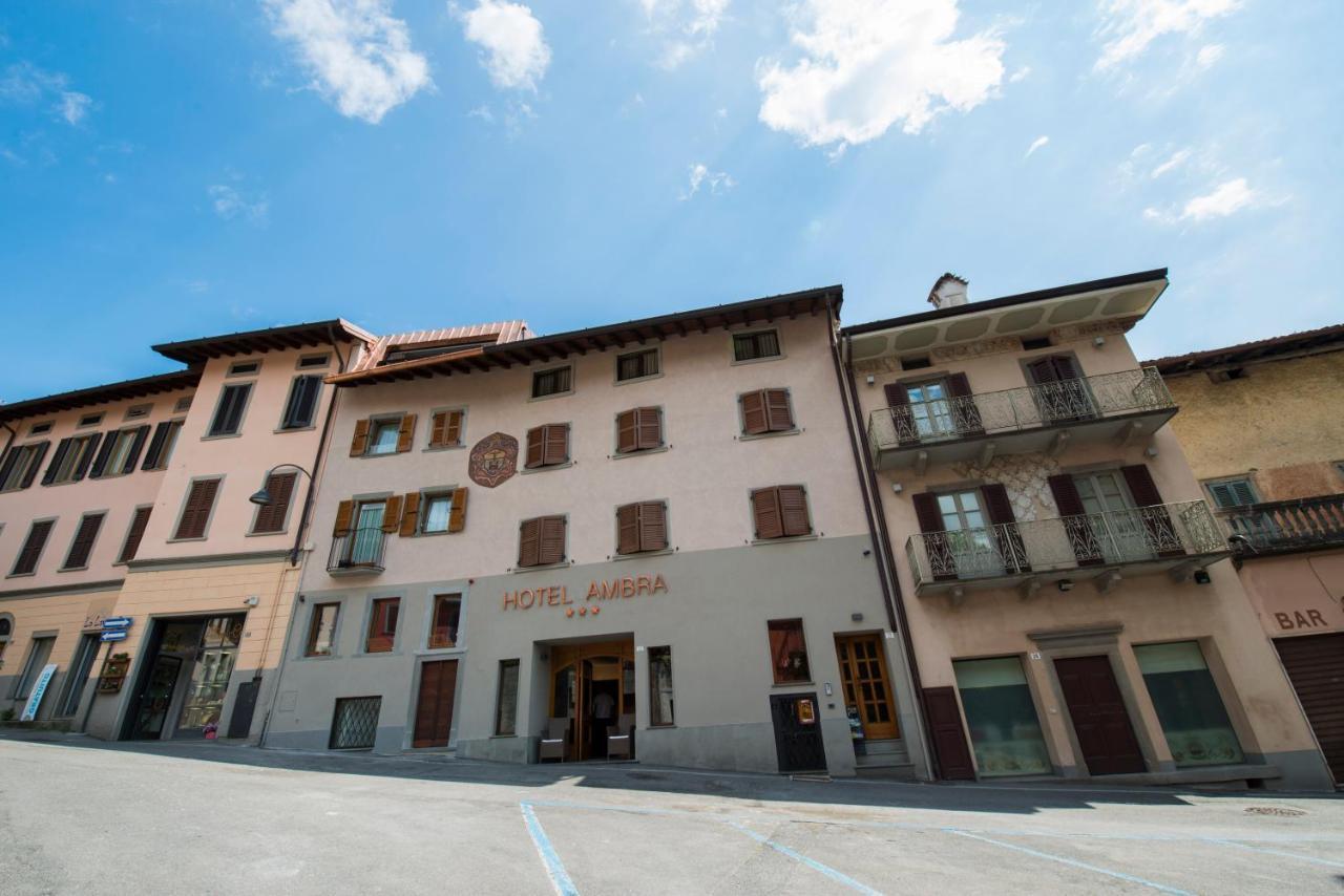 Hotel Ambra Clusone Exterior photo